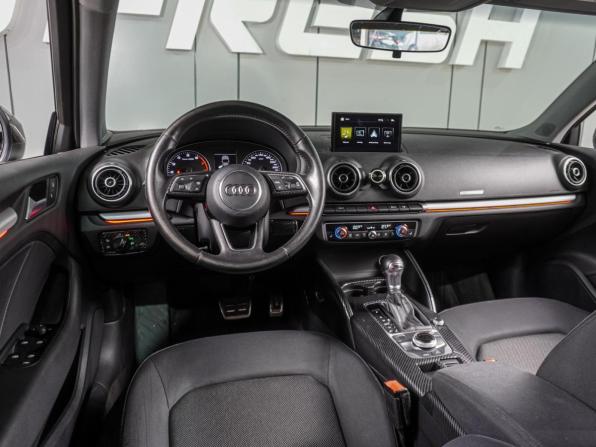 Audi A3 III (8V) Рестайлинг с пробегом 2016 года, цена 1 549 000 рублей, 179116 км, седан, Автокод Объявления
