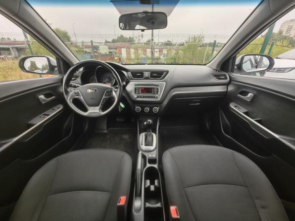 Kia Rio III Рестайлинг с пробегом 2016 года, цена 1 099 000 рублей, 72000 км, седан, Автокод Объявления