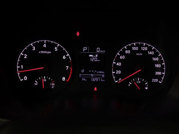 Hyundai Solaris II с пробегом 2018 года, цена 1 080 000 рублей, 133000 км, седан, Автокод Объявления