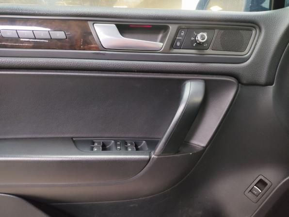 Volkswagen Touareg II с пробегом 2012 года, цена 2 250 000 рублей, 120750 км, внедорожник, Автокод Объявления