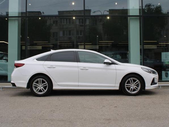 Hyundai Sonata VII (LF) Рестайлинг с пробегом 2019 года, цена 1 780 000 рублей, 110769 км, седан, Автокод Объявления