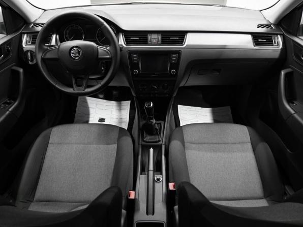 Skoda Rapid I Рестайлинг с пробегом 2018 года, цена 1 050 000 рублей, 184870 км, лифтбек, Автокод Объявления
