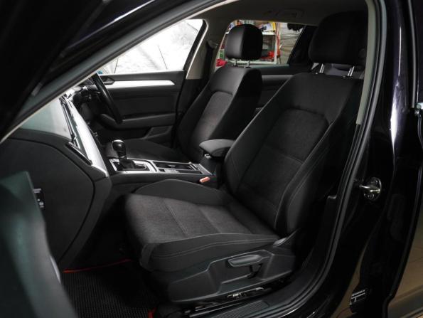 Volkswagen Passat B8 с пробегом 2015 года, цена 1 469 000 рублей, 129685 км, универсал, Автокод Объявления
