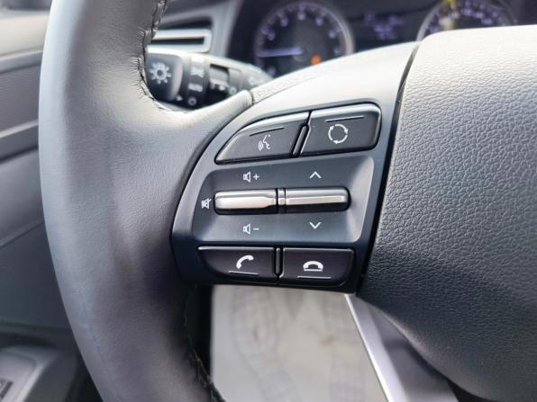 Hyundai Elantra VI (AD) Рестайлинг с пробегом 2019 года, цена 1 524 995 рублей, 96206 км, седан, Автокод Объявления