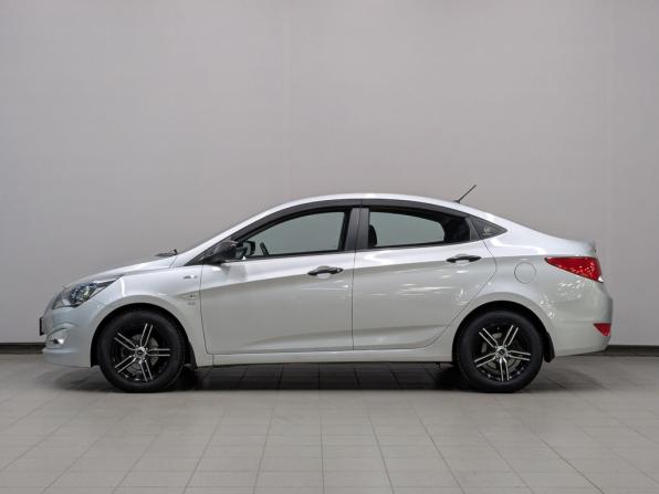 Hyundai Solaris I Рестайлинг с пробегом 2015 года, цена 1 140 000 рублей, 89682 км, седан, Автокод Объявления