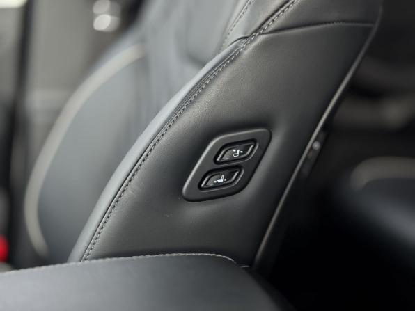 Kia Sorento IV Рестайлинг с пробегом 2024 года, цена 4 615 000 рублей, 44350 км, внедорожник, Автокод Объявления