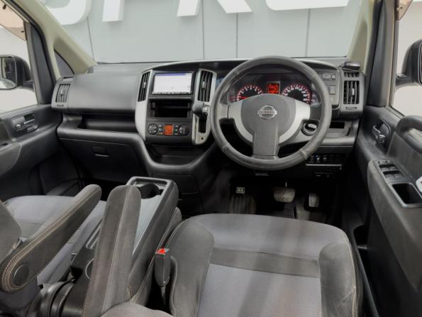 Nissan Serena III (C25) с пробегом 2009 года, цена 1 209 000 рублей, 358511 км, минивэн, Автокод Объявления