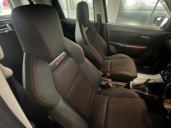Suzuki Swift V с пробегом 2019 года, цена 1 450 000 рублей, 35165 км, хэтчбек, Автокод Объявления