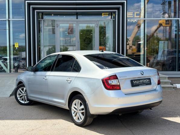 Skoda Rapid I Рестайлинг с пробегом 2017 года, цена 1 370 000 рублей, 116381 км, лифтбек, Автокод Объявления