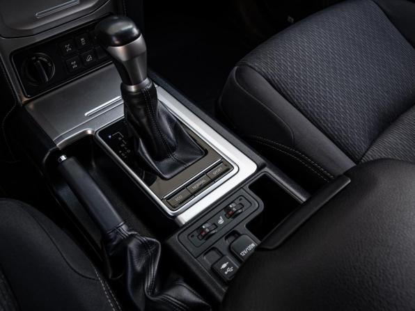 Toyota Land Cruiser Prado 150 Series Рестайлинг 2 с пробегом 2019 года, цена 5 090 000 рублей, 115662 км, внедорожник, Автокод Объявления
