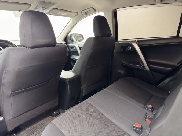 Toyota RAV4 IV (XA40) Рестайлинг с пробегом 2019 года, цена 2 300 000 рублей, 171510 км, внедорожник, Автокод Объявления