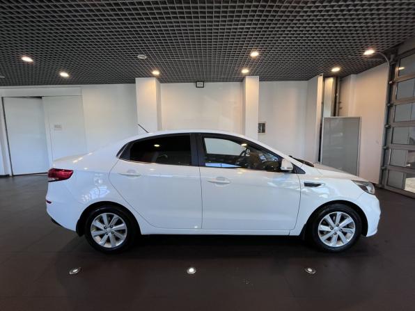 Kia Rio III Рестайлинг с пробегом 2015 года, цена 1 225 000 рублей, 150403 км, седан, Автокод Объявления