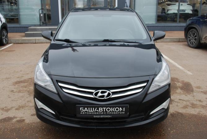 Hyundai Solaris I с пробегом 2014 года, цена 640 000 рублей, 156800 км, седан, Автокод Объявления
