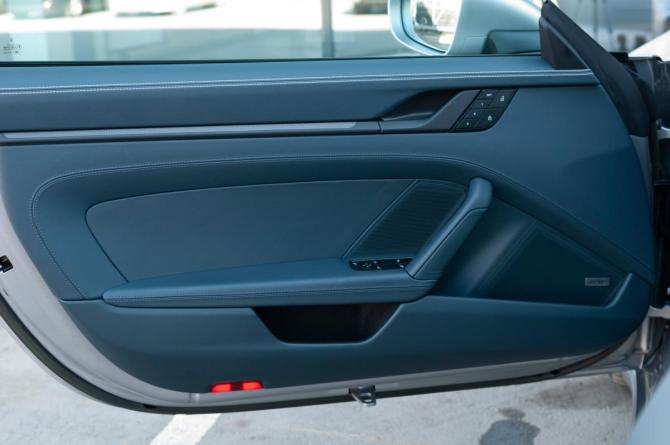 Porsche 911 VIII (992) с пробегом 2022 года, цена 24 000 000 рублей, 4556 км, купе, Автокод Объявления