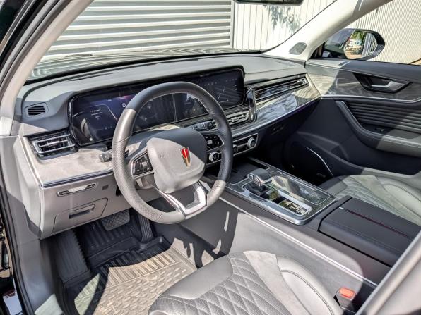 Hongqi HS5 I Рестайлинг с пробегом 2023 года, цена 3 200 000 рублей, 12309 км, внедорожник, Автокод Объявления