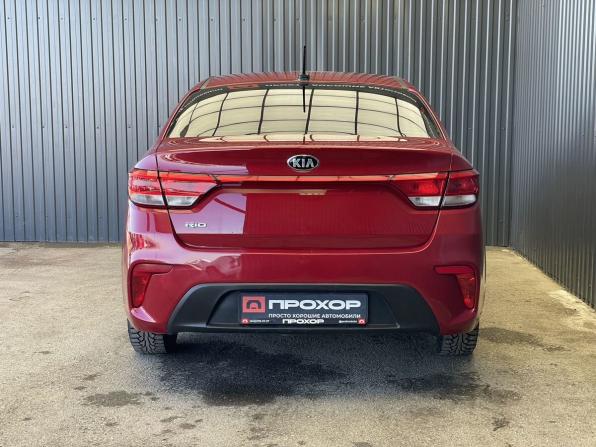 Kia Rio IV с пробегом 2018 года, цена 1 227 000 рублей, 133452 км, седан, Автокод Объявления