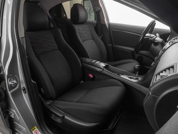 Toyota Avensis III с пробегом 2010 года, цена 999 000 рублей, 266516 км, седан, Автокод Объявления
