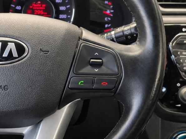 Kia Rio III с пробегом 2013 года, цена 957 000 рублей, 135825 км, хэтчбек, Автокод Объявления