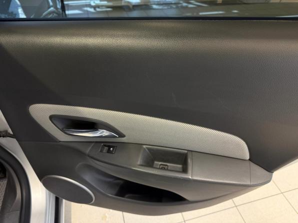 Chevrolet Cruze I с пробегом 2010 года, цена 770 000 рублей, 229000 км, седан, Автокод Объявления