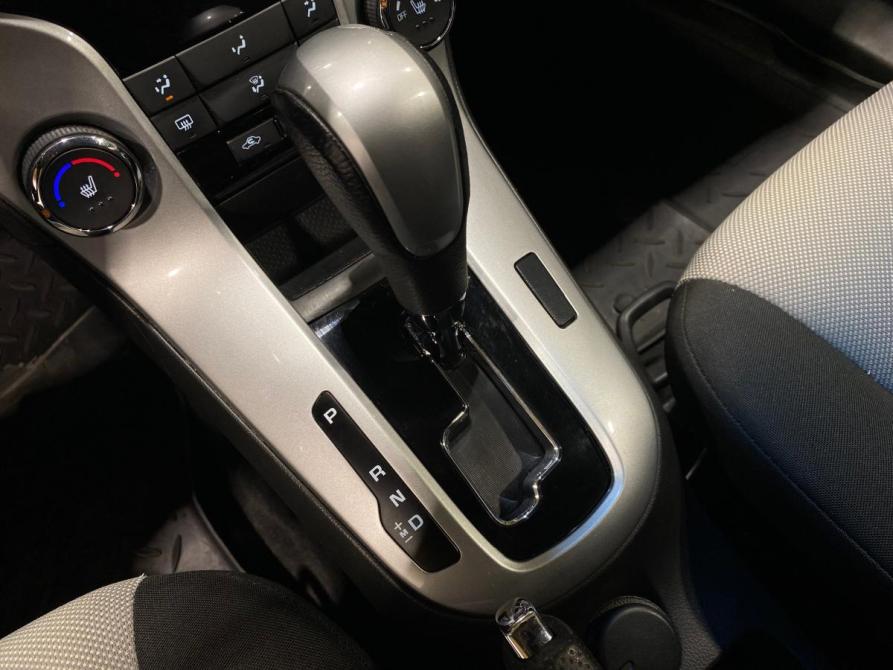 Chevrolet Cruze I Рестайлинг Челябинск  - изображение 16
