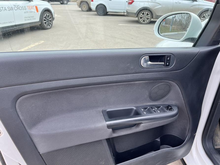 Volkswagen Golf Plus II Великие Луки  - изображение 9