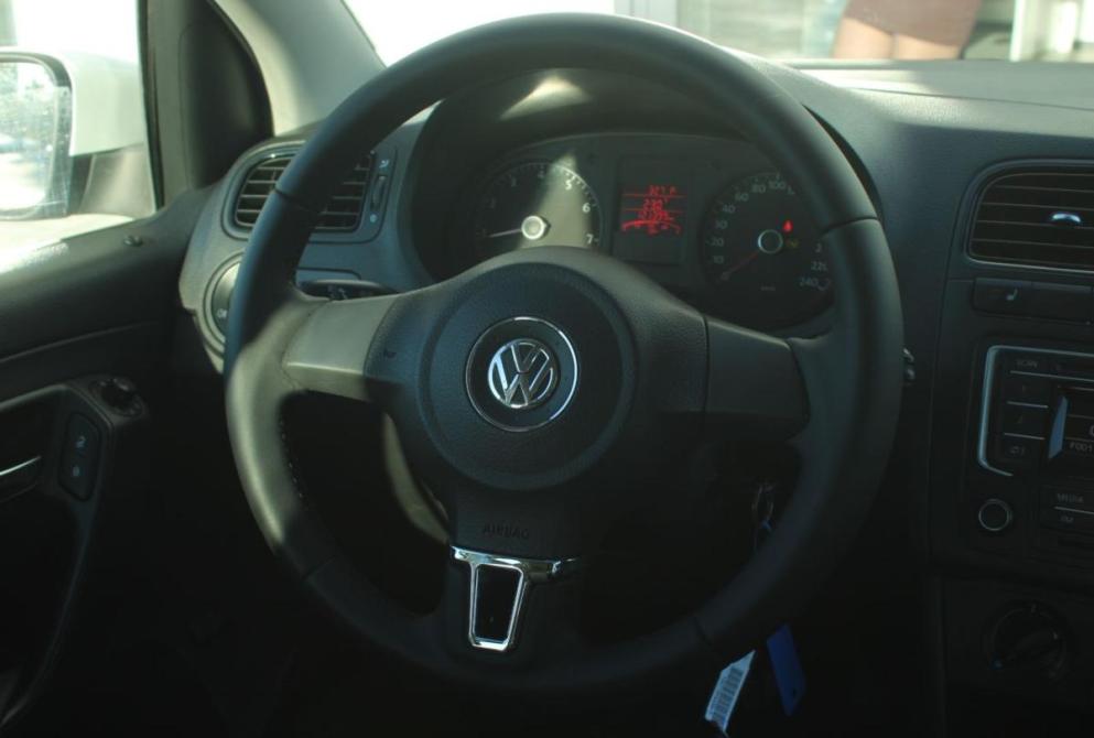 Volkswagen Polo V Саратов  - изображение 17