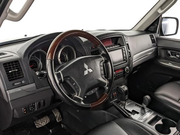 Mitsubishi Pajero IV Рестайлинг 1 с пробегом 2012 года, цена 2 220 000 рублей, 175250 км, внедорожник, Автокод Объявления