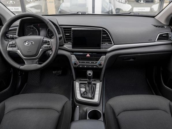 Hyundai Elantra VI (AD) с пробегом 2018 года, цена 1 581 400 рублей, 110000 км, седан, Автокод Объявления