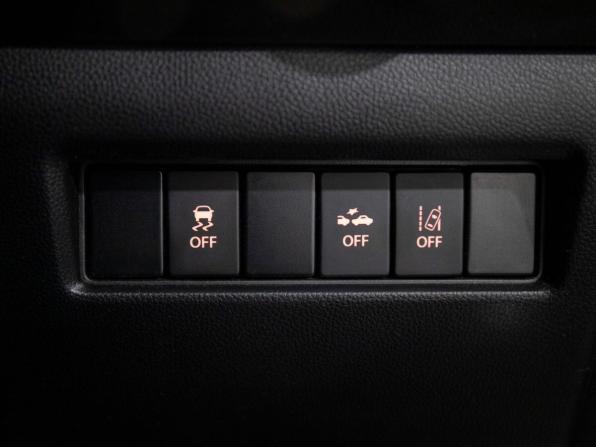 Suzuki Swift V с пробегом 2018 года, цена 1 323 500 рублей, 105000 км, хэтчбек, Автокод Объявления