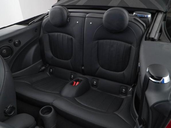 Mini Cabrio III Рестайлинг с пробегом 2019 года, цена 3 499 999 рублей, 39051 км, кабриолет, Автокод Объявления
