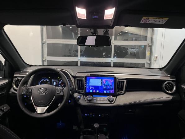 Toyota RAV4 IV (XA40) Рестайлинг с пробегом 2019 года, цена 2 600 000 рублей, 128000 км, внедорожник, Автокод Объявления