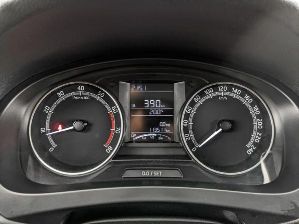 Skoda Rapid I Рестайлинг с пробегом 2019 года, цена 900 000 рублей, 113509 км, лифтбек, Автокод Объявления