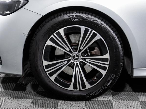 Mercedes-Benz E-Класс VI (W214 S214) с пробегом 2024 года, цена 6 399 000 рублей, 10673 км, седан, Автокод Объявления
