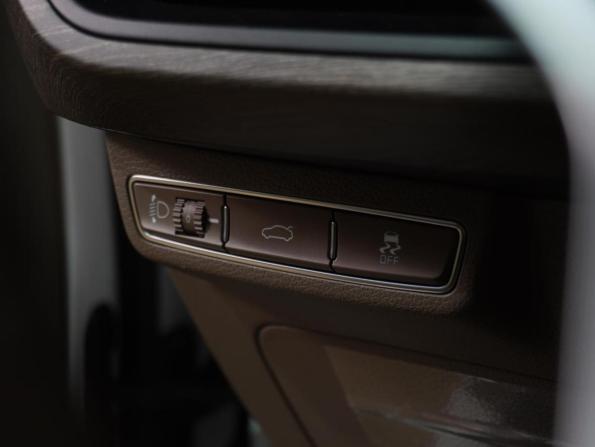 Kia K8 I с пробегом 2022 года, цена 4 558 000 рублей, 37489 км, седан, Автокод Объявления
