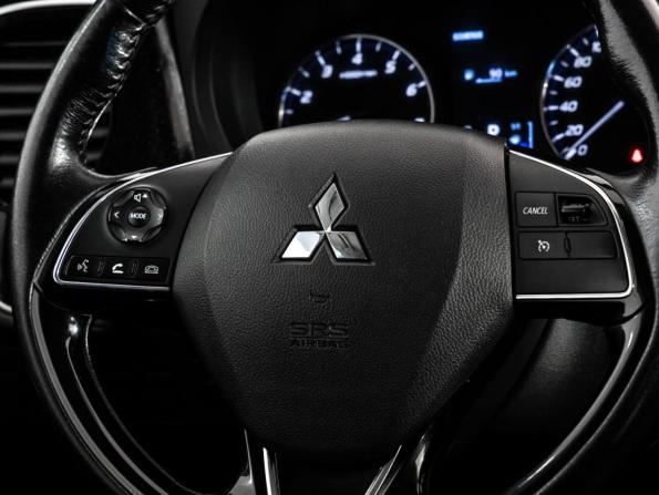 Mitsubishi Outlander III Рестайлинг 3 с пробегом 2020 года, цена 1 999 000 рублей, 158435 км, внедорожник, Автокод Объявления
