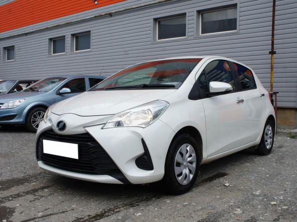 Toyota Vitz III (XP130) Рестайлинг с пробегом 2018 года, цена 1 190 000 рублей, 68000 км, хэтчбек, Автокод Объявления