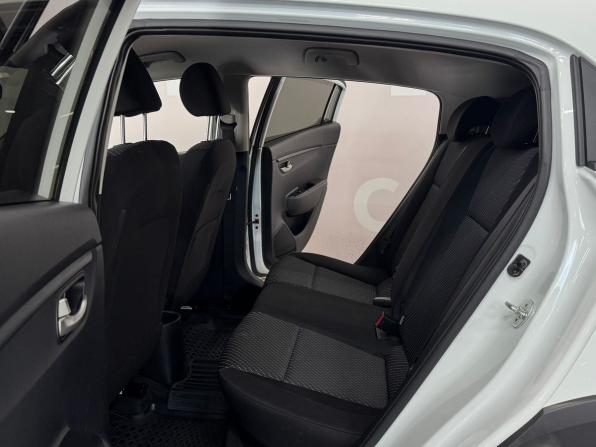 Kia Rio IV с пробегом 2018 года, цена 1 450 000 рублей, 96773 км, хэтчбек, Автокод Объявления