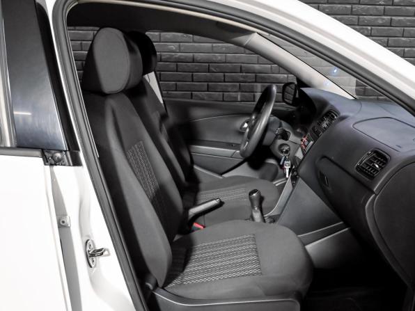 Volkswagen Polo V Рестайлинг с пробегом 2018 года, цена 970 000 рублей, 103848 км, седан, Автокод Объявления