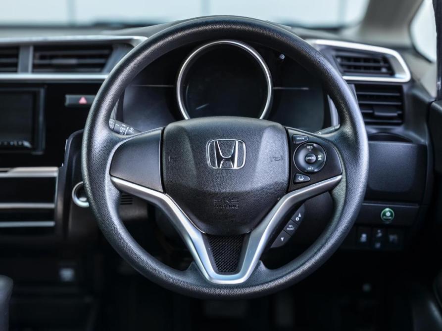 Honda Fit III Рестайлинг Курган  - изображение 17