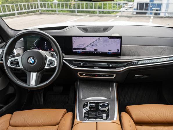 BMW X7 I (G07) Рестайлинг с пробегом 2024 года, цена 10 900 000 рублей, 14558 км, внедорожник, Автокод Объявления