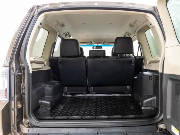 Mitsubishi Pajero IV Рестайлинг 2 с пробегом 2018 года, цена 3 758 000 рублей, 23652 км, внедорожник, Автокод Объявления