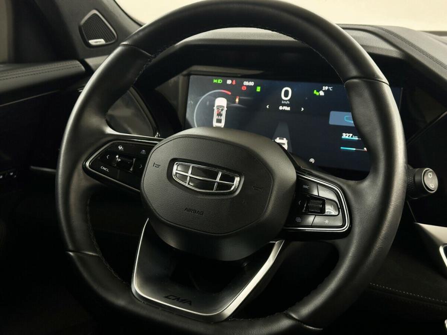 Geely Monjaro I Москва  - изображение 10