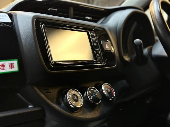 Toyota Vitz III (XP130) Рестайлинг 2 с пробегом 2019 года, цена 1 097 000 рублей, 78500 км, хэтчбек, Автокод Объявления