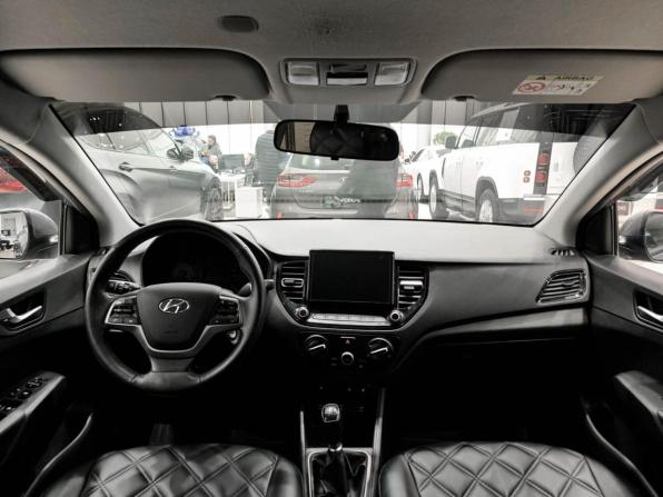 Hyundai Solaris II Рестайлинг с пробегом 2021 года, цена 1 299 000 рублей, 124605 км, седан, Автокод Объявления