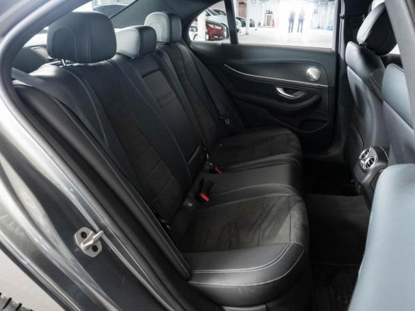 Mercedes-Benz E-Класс V (W213 S213 C238) Рестайлинг с пробегом 2021 года, цена 4 982 000 рублей, 52917 км, седан, Автокод Объявления