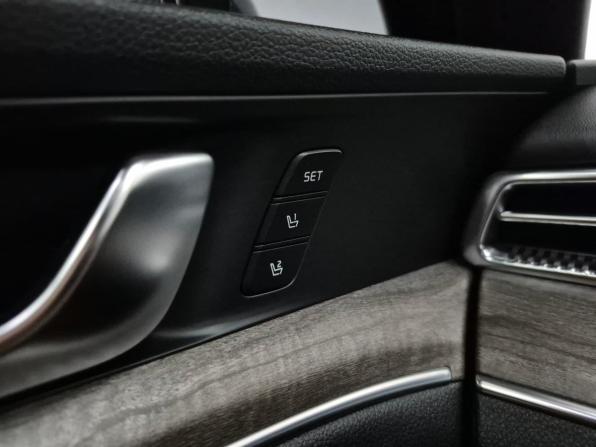 Kia K5 III с пробегом 2020 года, цена 2 990 000 рублей, 74985 км, седан, Автокод Объявления