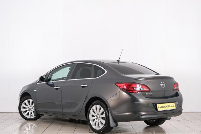 Opel Astra J Рестайлинг с пробегом 2013 года, цена 849 000 рублей, 169655 км, седан, Автокод Объявления
