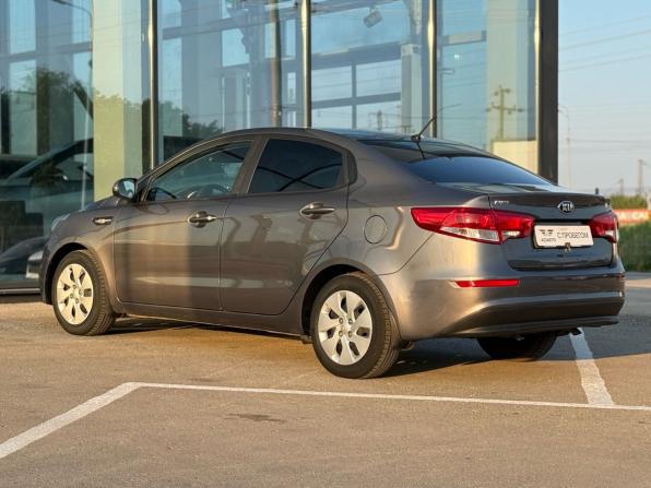 Kia Rio III Рестайлинг с пробегом 2016 года, цена 990 000 рублей, 87712 км, седан, Автокод Объявления