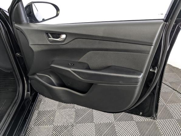 Hyundai Solaris II Рестайлинг с пробегом 2021 года, цена 1 475 000 рублей, 78092 км, седан, Автокод Объявления