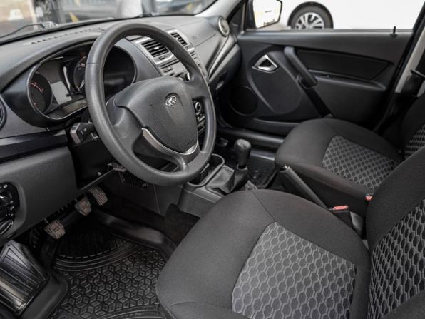 Lada (ВАЗ) Granta I Рестайлинг с пробегом 2024 года, цена 844 328 рублей, 31346 км, седан, Автокод Объявления